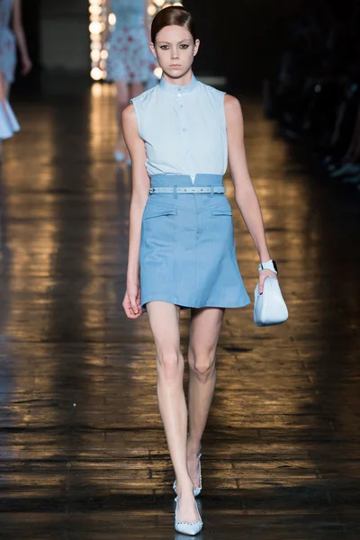 Look 29